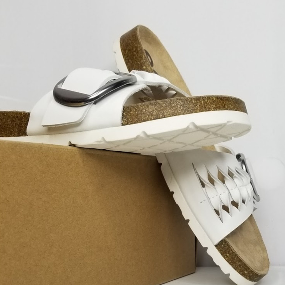 Earth Womens ALBINA Casual Faux Leather Flatform Sandals Size 8 White NWT